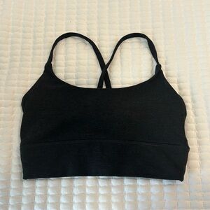 Vuori sports bra